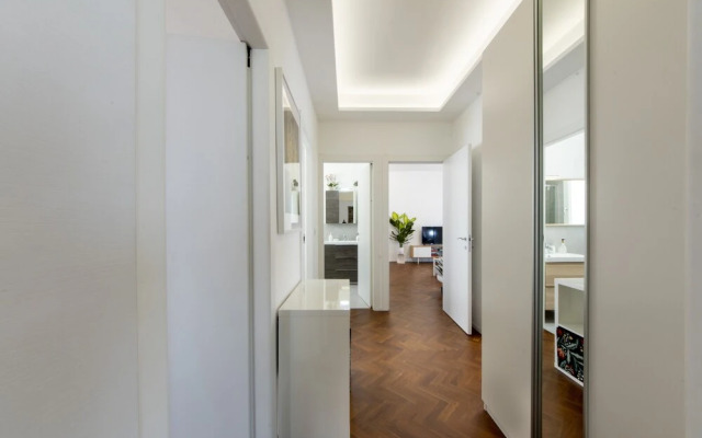Housmart Fossolo 28 (Limited Hours Front Desk Need To Contact Property In Advance)