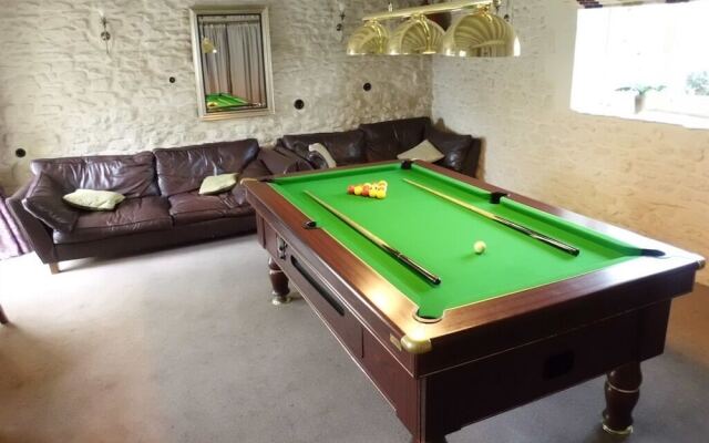 The Somerset Arms
