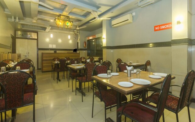 OYO Flagship 18893 Hotel Shweta