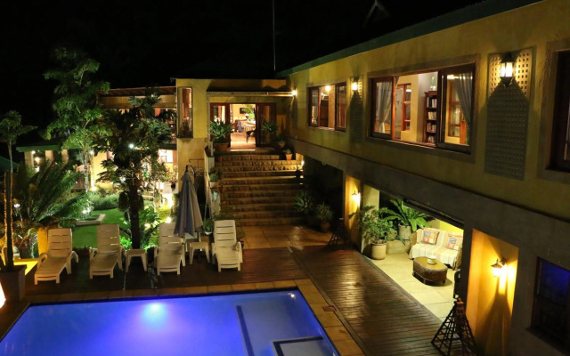 Bambuu Lakeside Lodge