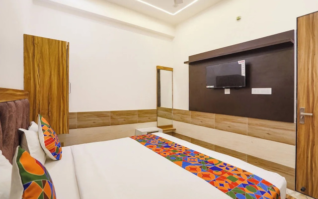 Fabhotel Devi Heritage