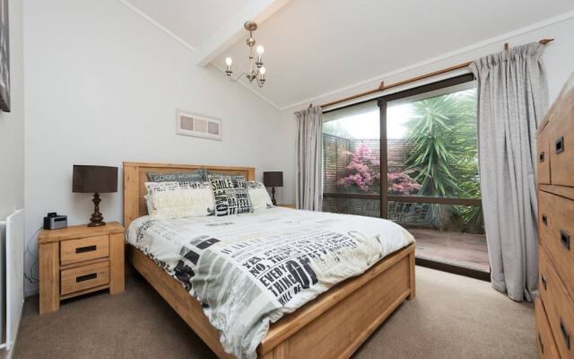 Awesome 4 Bed Beach House