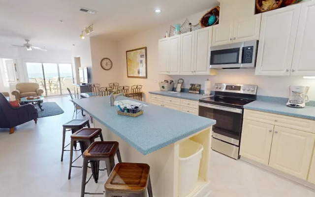 Desoto Beach Club 304