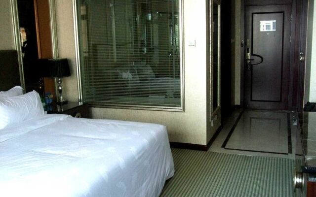 Titan Central Park Hotel