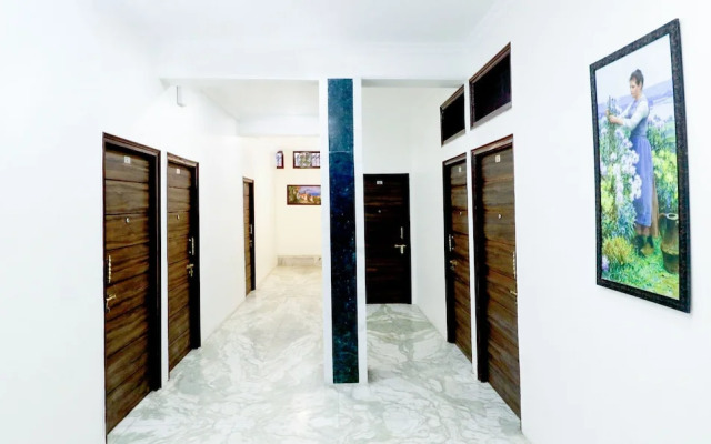 Treebo Star Guest House