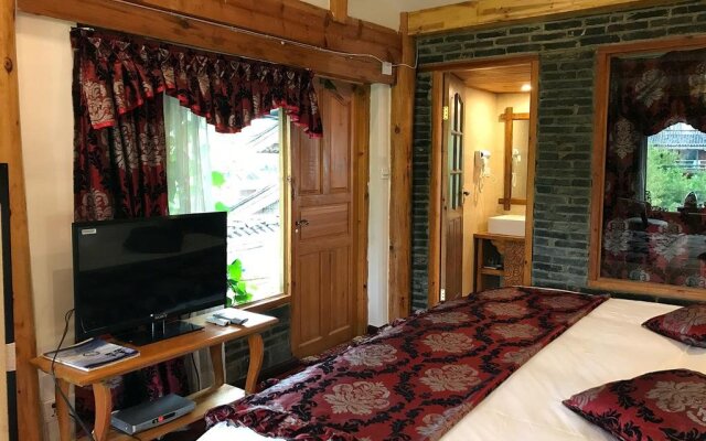 The Bruce Chalet