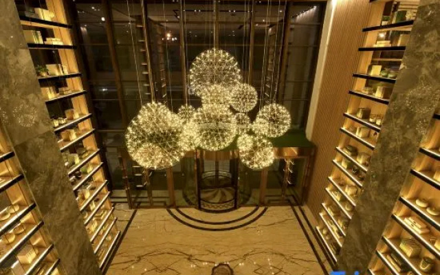 H Hotel (Hejin Xingeng Street)