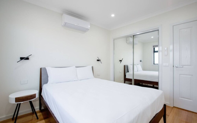 Impressive & Spacious new Townhouse@preston – Guest Rooms – Melbourne