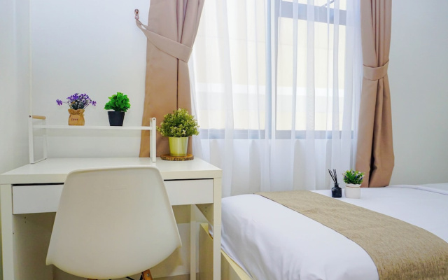 Comfortable And Contemporary 2Br At Apartment Transpark Cibubur