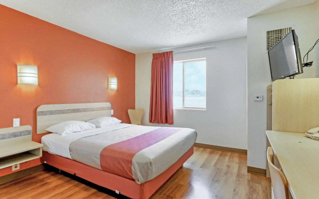 Motel 6 Killeen, TX