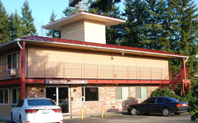 Smokey Point Motor Inn