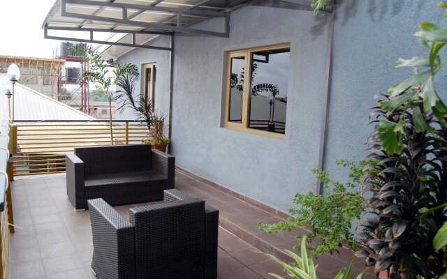 Kings Celia Hotel & Suites