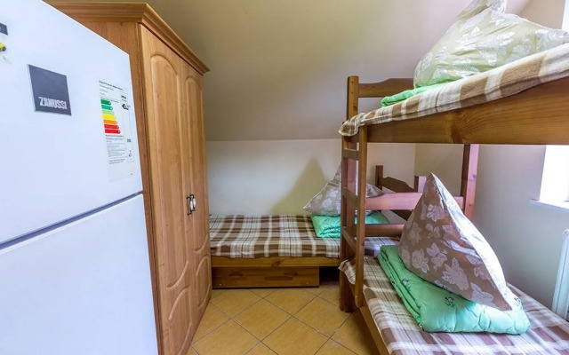 Hostel VadiVad