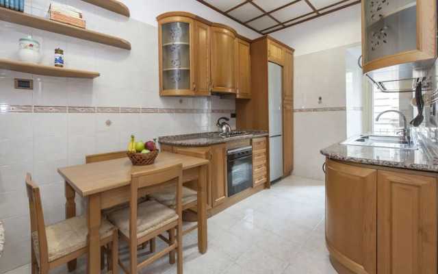 Charming Roma Apartment With 3 Bedrooms
