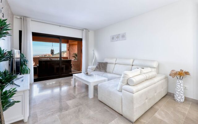 Coto Real Duquesa Deluxe 2Br Apartment In Manilva Sea Views Pool Wifi