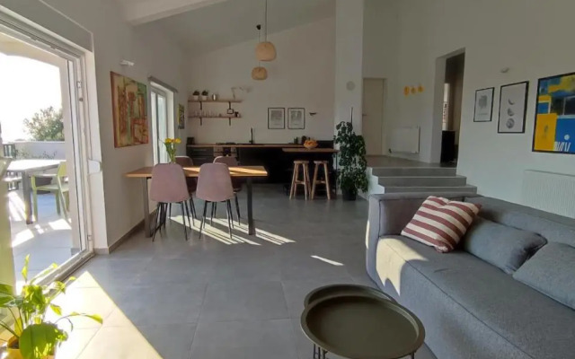 Serendipity Apartment