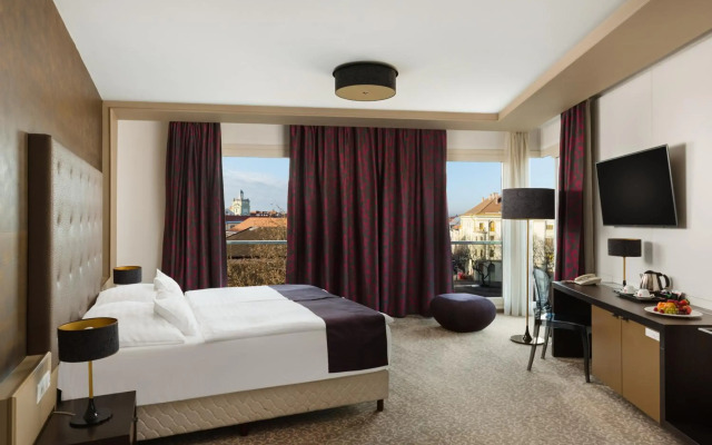 Corso Hotel Pécs