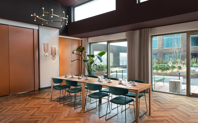 Olympic Hotel - Image 7