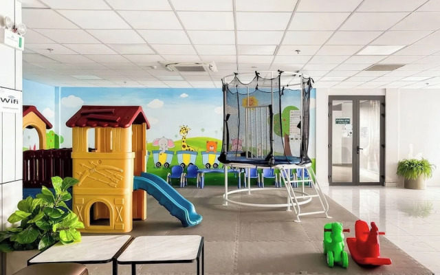 Eco Green Saigon - Free Gym & Pool