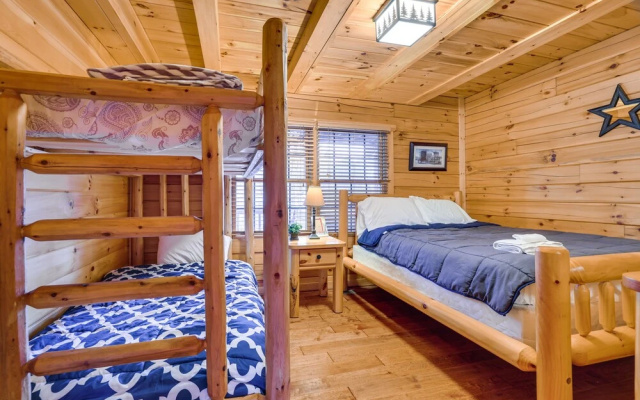 Hot Tub, Deck & Beach Access: Albrightsville Cabin