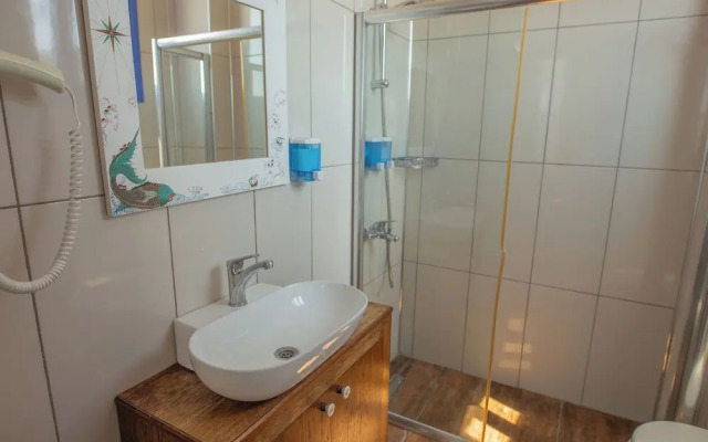 Deniz Önü Guesthouse