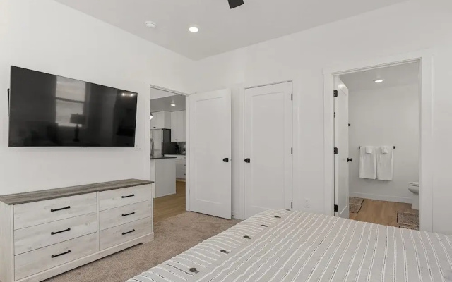 Cliff Side Retreat 2 Bedroom Condo