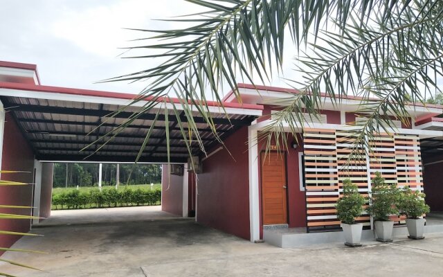 Long D Resort
