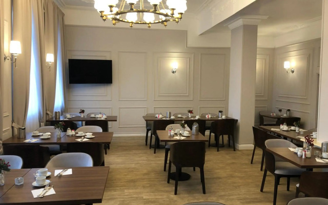 Hotel Rheinischer Hof