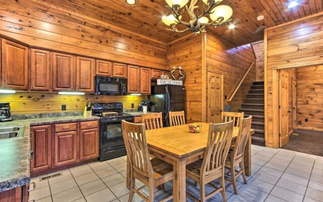 Sevierville Cabin w/ Hot Tub + Large Deck!