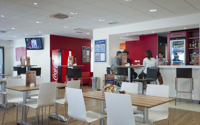 Travelodge Madrid Metropolitano