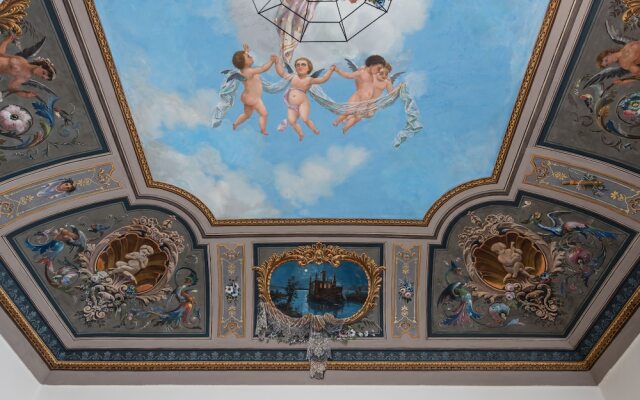 Casa Darsena With Sea View Balcony by Wonderful Italy