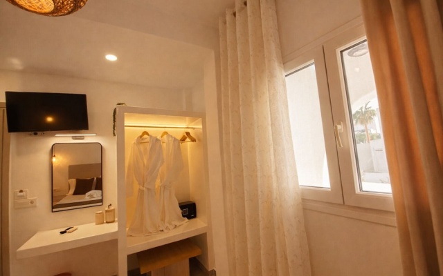 Dauti Central Suites