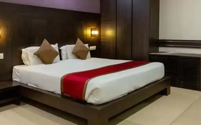 Sukh Hotel, Juhu