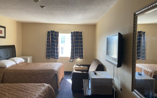Caravan Inn Motel