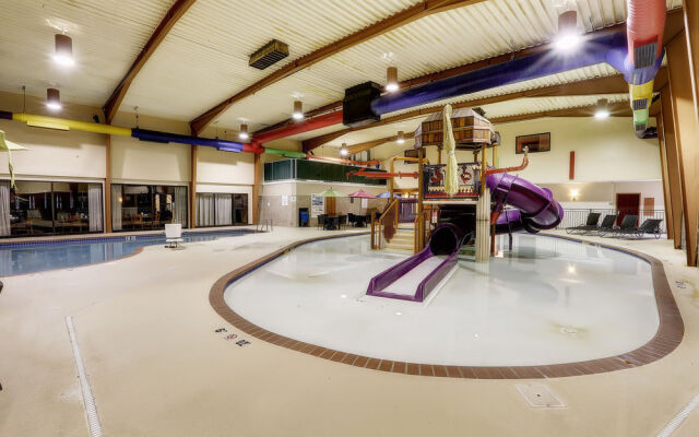 Holiday Inn Minot Riverside