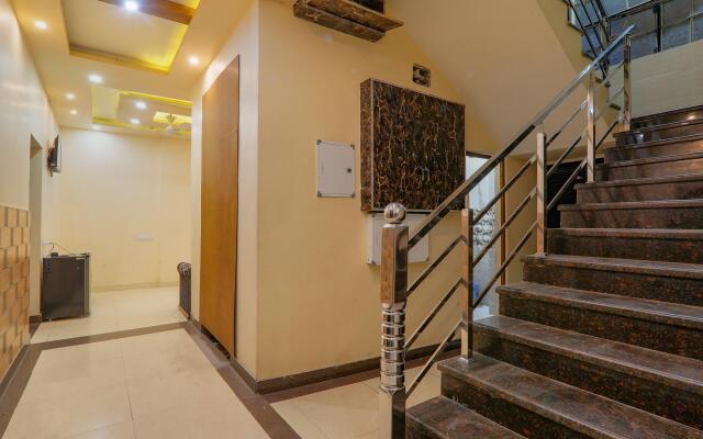 Fabhotel Shree Galaxy
