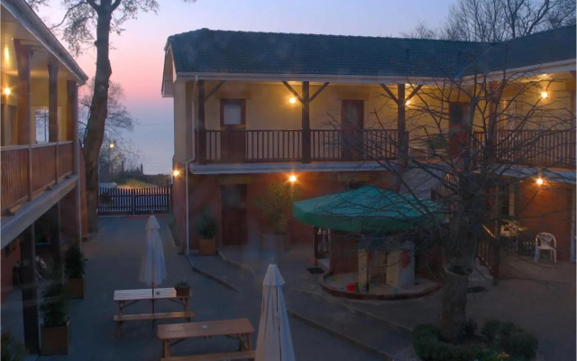 Patio Apartamenty i Pokoje