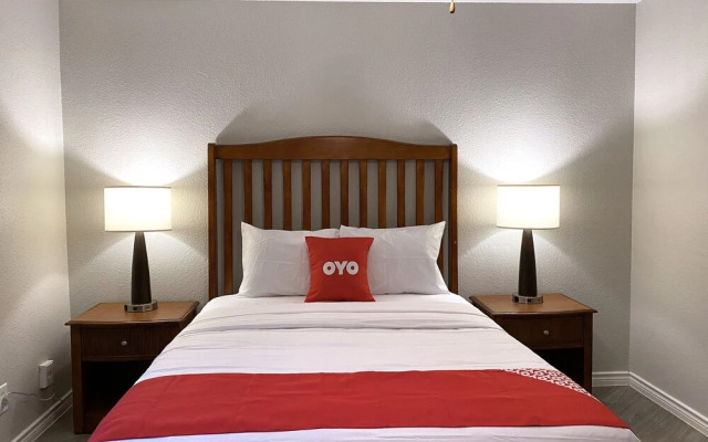 OYO Apartments at Establishment