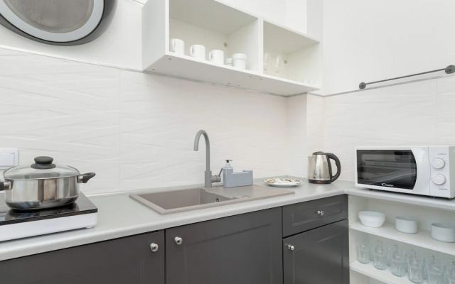 Sopot 3 Bedroom Apartment by Renters