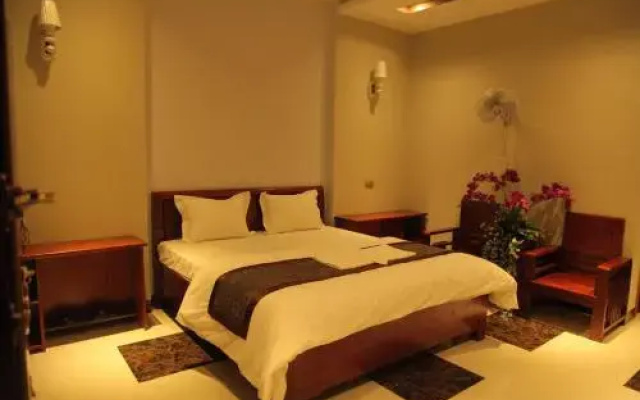 Khách Sạn Hoàng Gia 2 Lào Cai