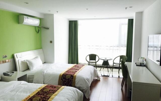 Shell Hotel Linyi Lvnan Bus Station