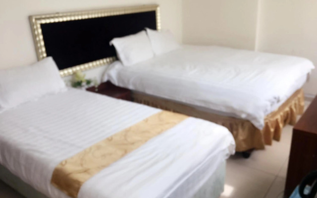 Shengtang Business Hotel