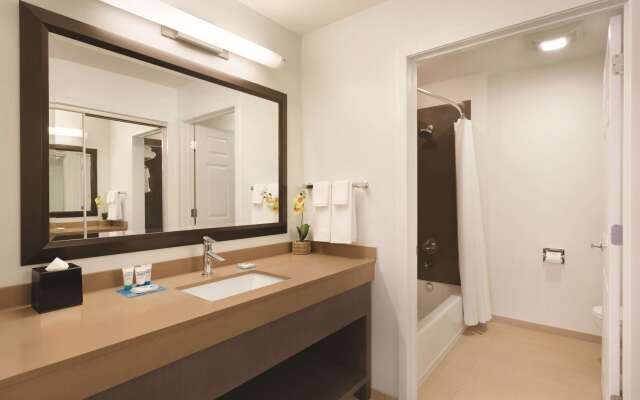 Hyatt Place Atlanta Airport-North