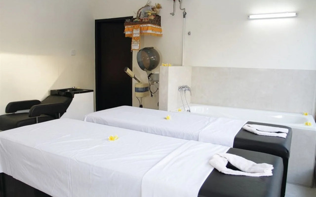 Asana Agung Putra Bali