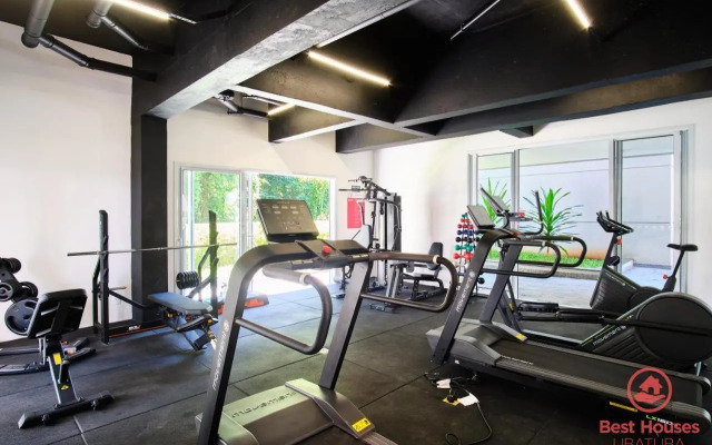 Bh40: Alto Padrão A 150 Metros Da Praia Grande!!!