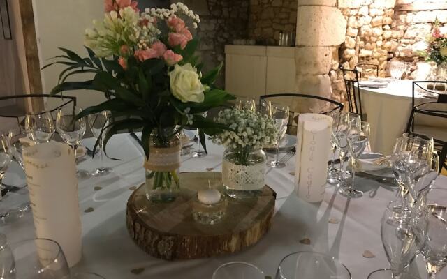 Les Tables De Crespin