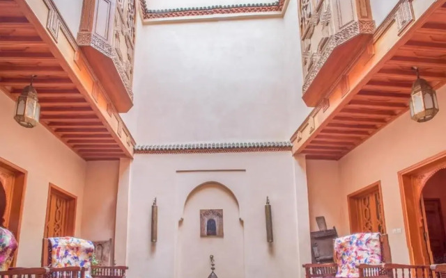 "room in Guest Room - Riad Lakouas Triple Room With Pool View"