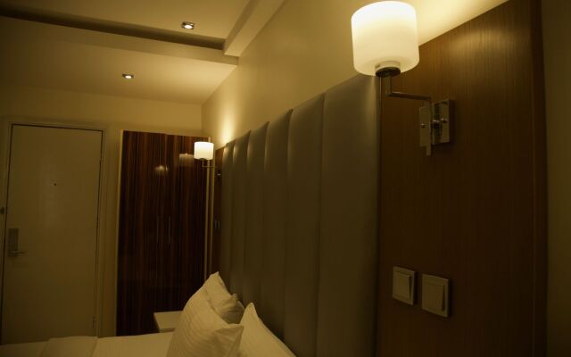 Box Residence Hotel & Apartment