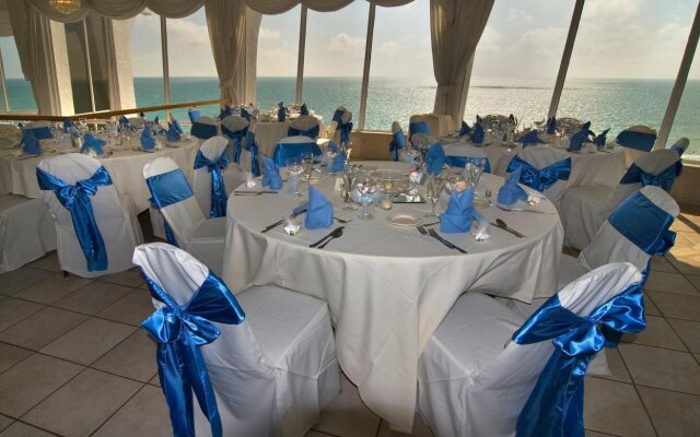 Bellwether Beach Resort