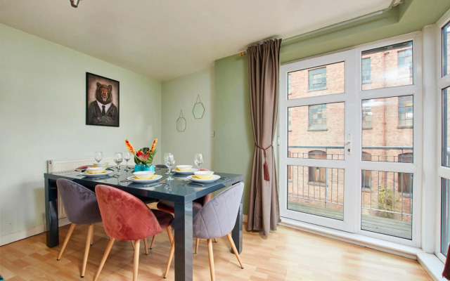 The Exquisite Nottingham